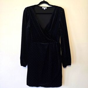 NINE WEST Black Velvet Wrap Dress Studs Throughout Simple Puffy Sleeves Large